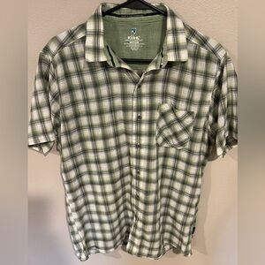 Kuhl Shirt Mens M Green Shirt Sleeve Button Up